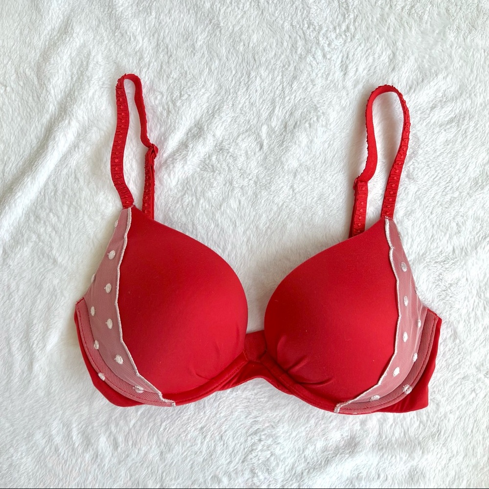 Victoria’s Secret Push-Up bra